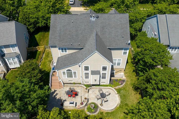 Property Photo:  22122 Whisperhill Court  VA 20148 