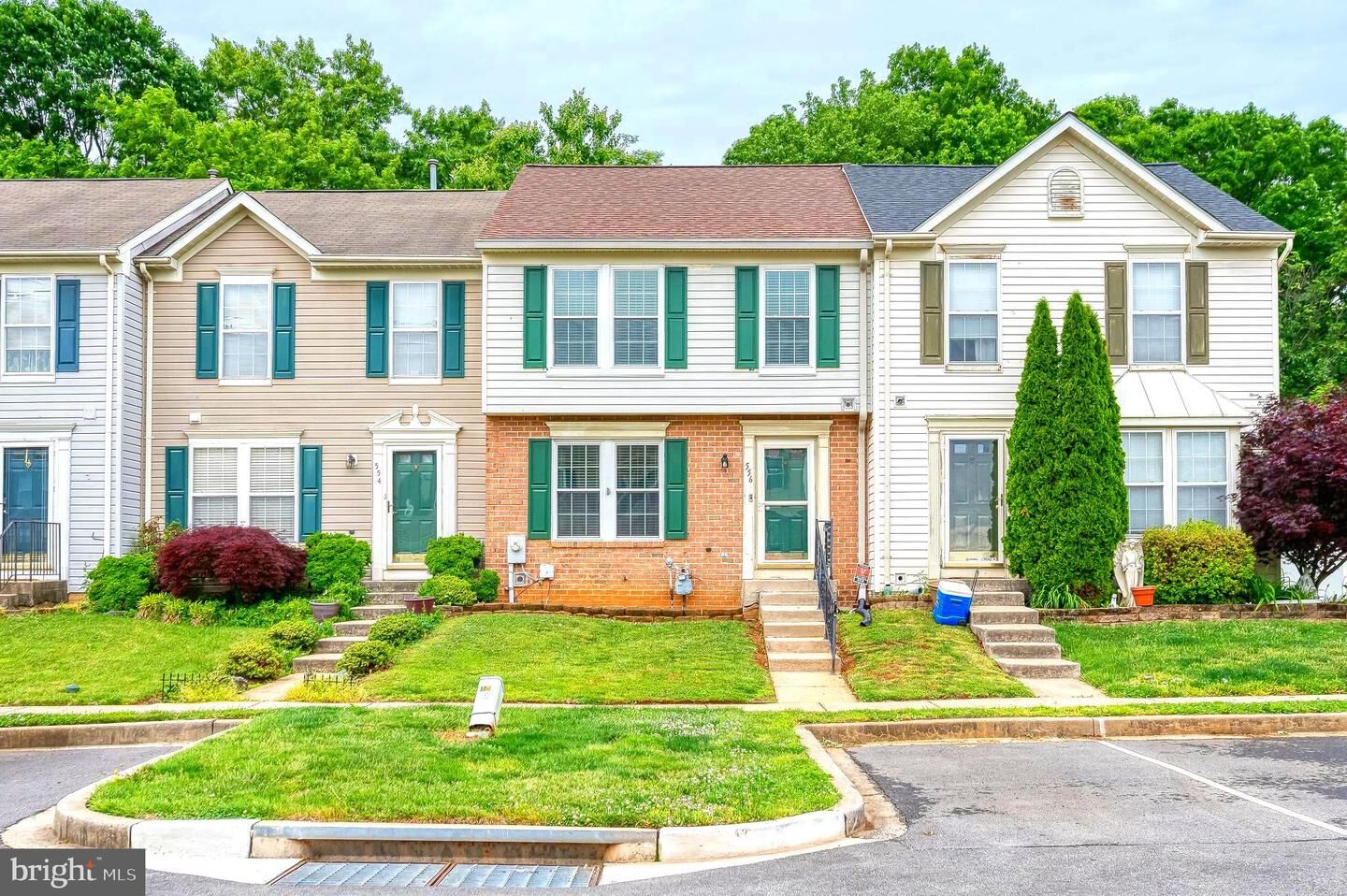 Property Photo: 556 Macintosh Circle MD 21085