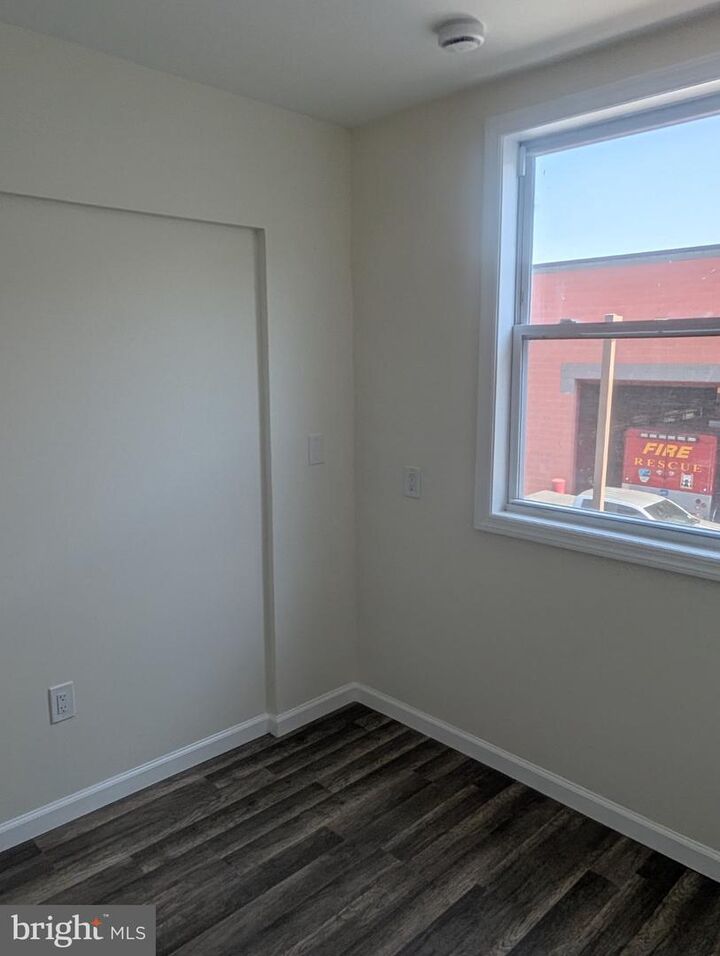 Property Photo:  457 Mechanic Street  NJ 08104 