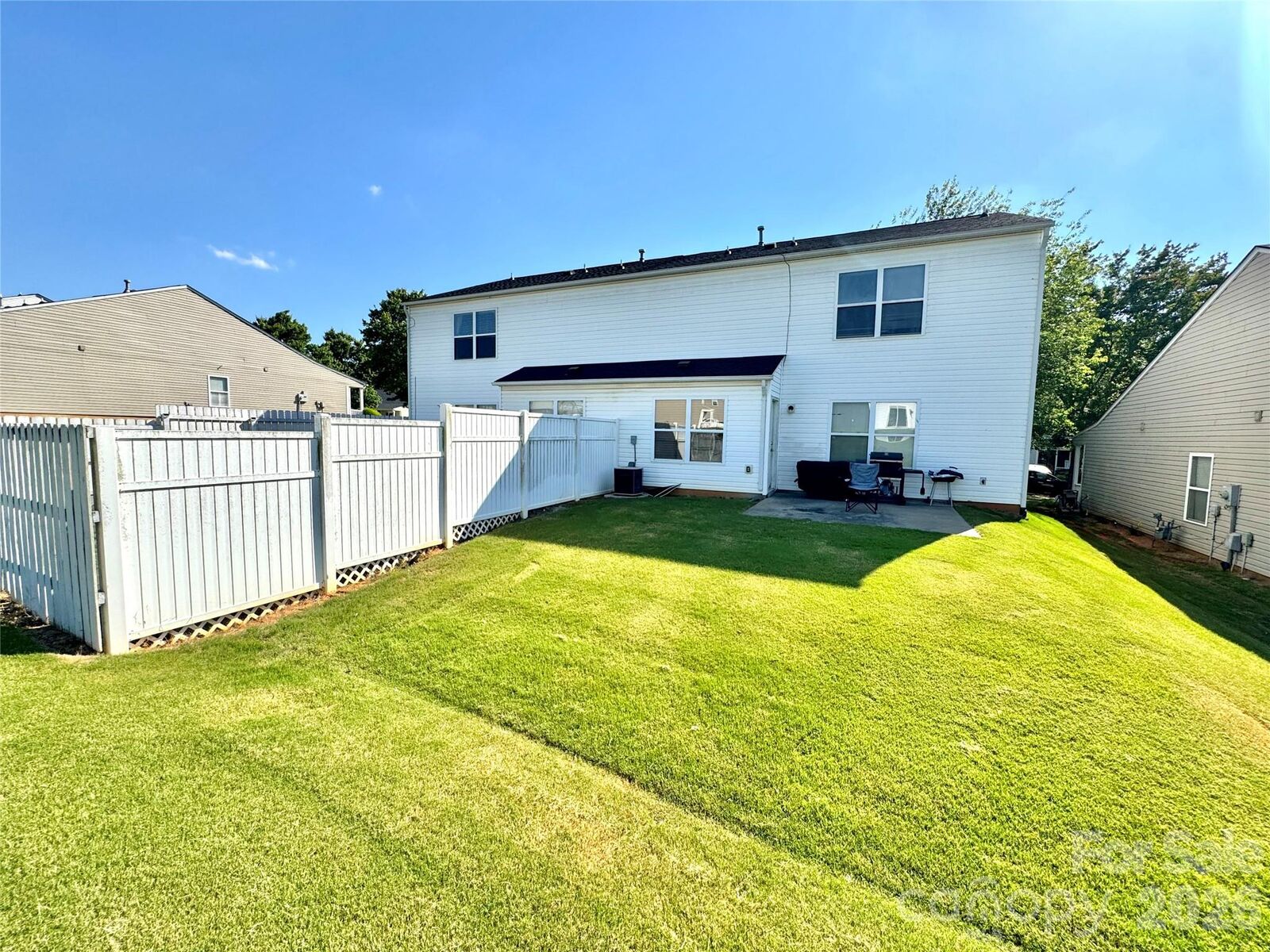 Property Photo:  6342 Ziegler Lane  NC 28269 
