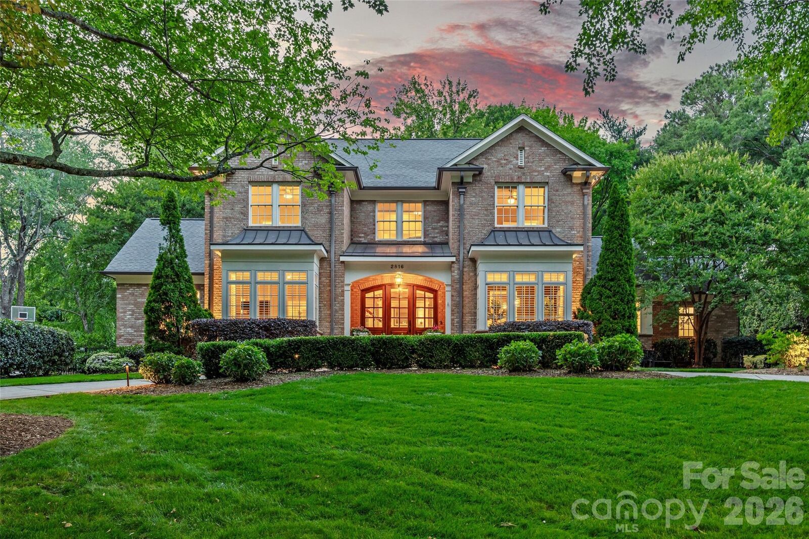 Property Photo: 2816 Wheelock Road NC 28211