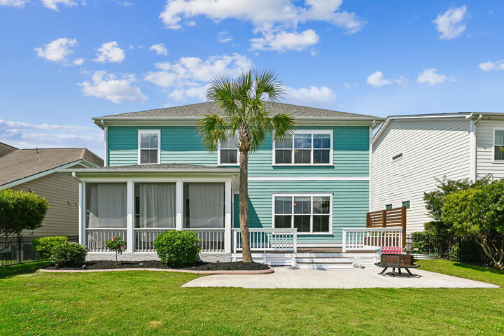 Property Photo:  212 Calm Water Way  SC 29486 