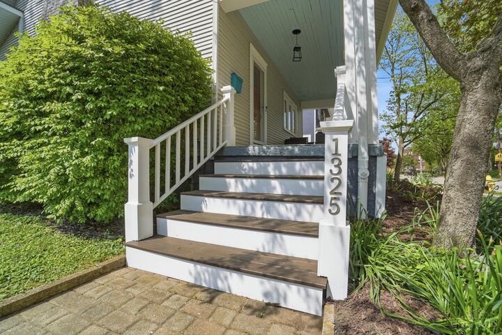 Property Photo: 1325 Edwards Road OH 45208
