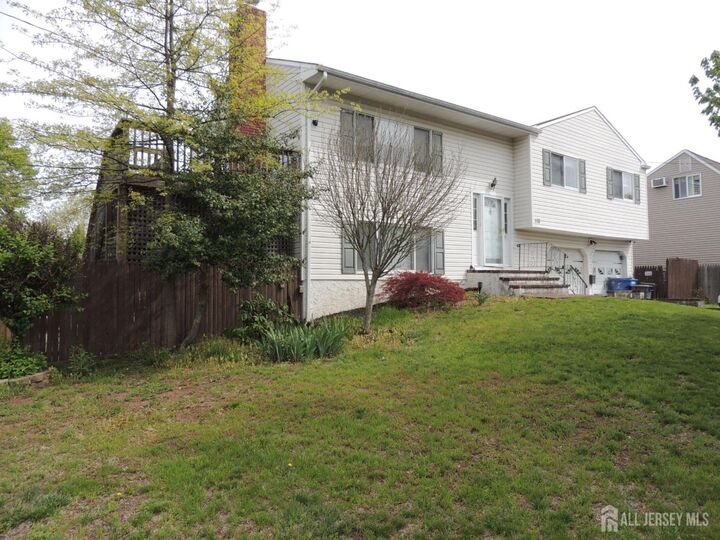 Property Photo:  118 Benart Place  NJ 08846 
