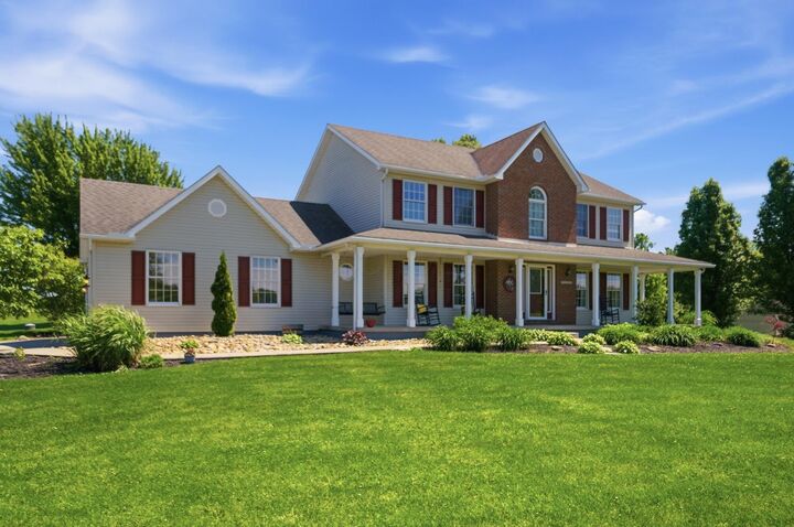 Property Photo:  3381 York SW Road  OH 43062 
