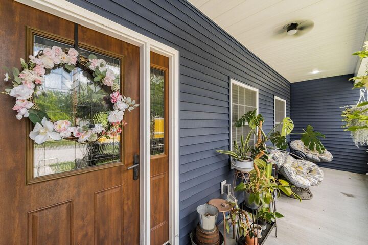 Property Photo: 431 W Johnstown Road OH 43230