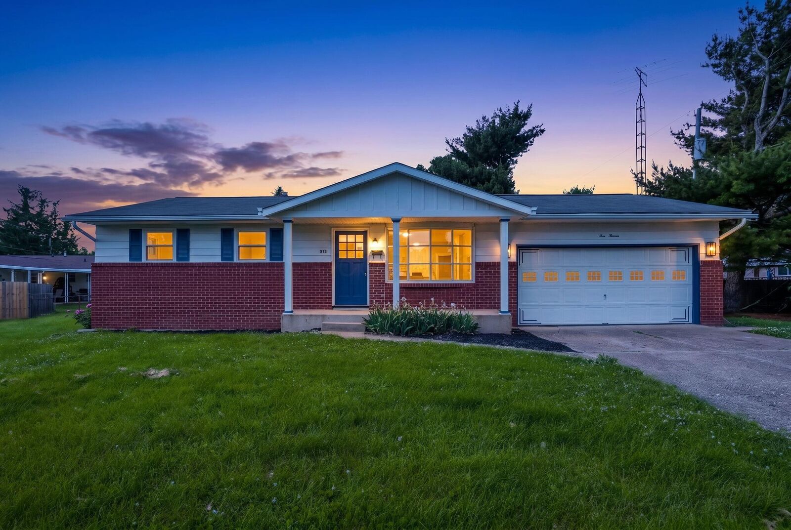 Property Photo: 913 Roosevelt Court OH 43055