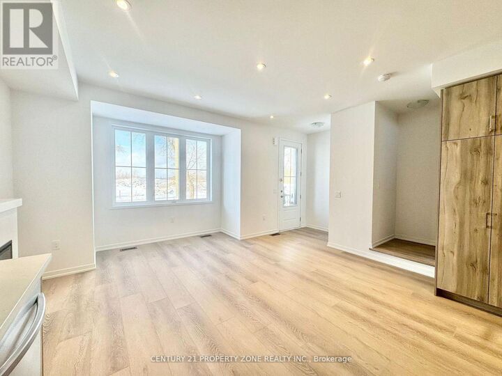 Property Photo:  49 Kingbird Common  ON N1R 5S2 