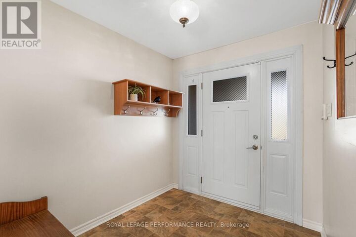 Property Photo: 40 Lori Lane ON K0C 2H0