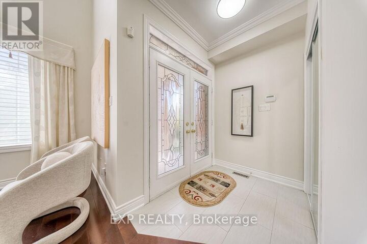 Property Photo:  42 Grand Oak Drive  ON L4E 3Z9 