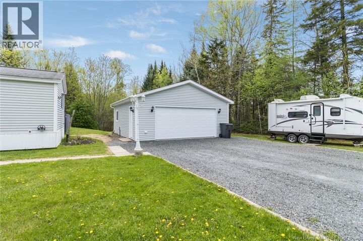 Property Photo:  32 Prestige Drive  NB E3B 7G9 