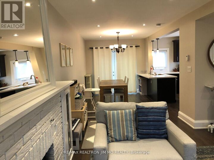 Property Photo:  193 Greer Road  ON M5M 3N4 