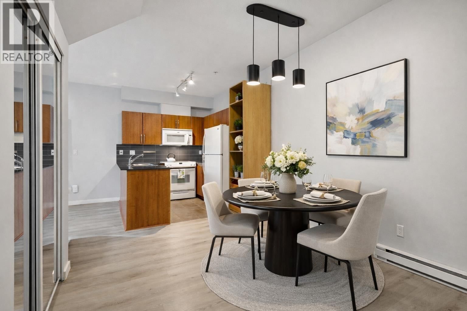 Property Photo:  1661 Fraser Avenue 201  BC V3B 0B6 