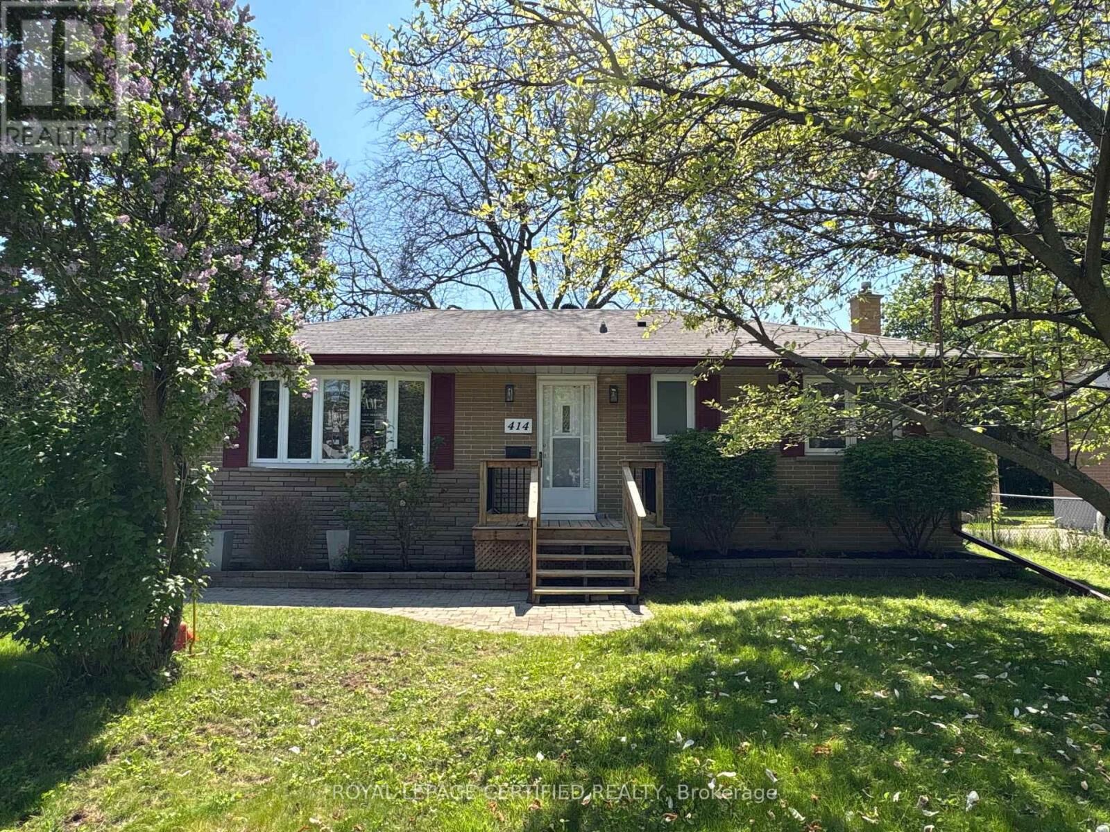 Property Photo:  414 Third Line  ON L6L 4A5 