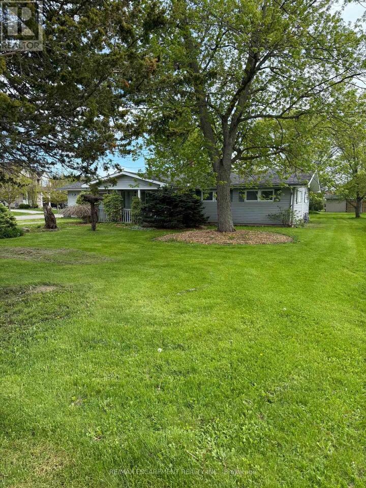 Property Photo: 3931 Main Street West ON L0S 1S0