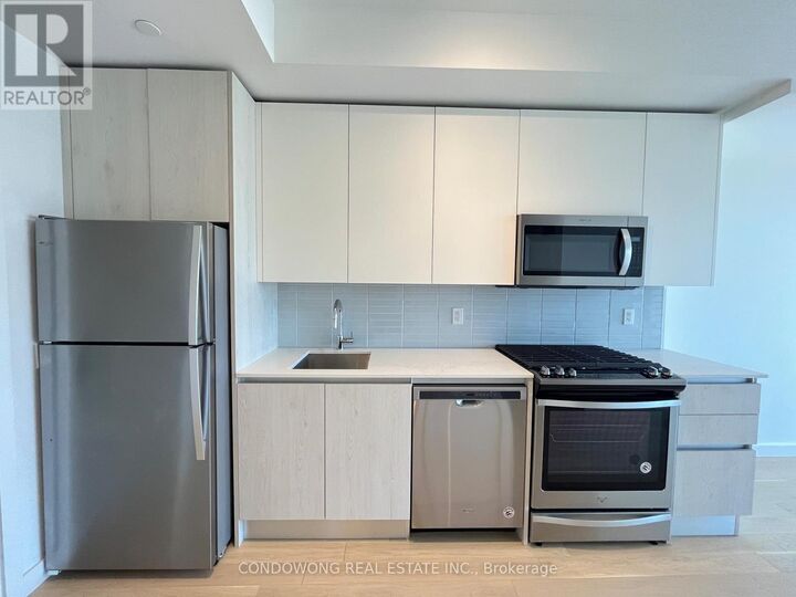 Property Photo: 2A Church Street 2208 ON M5E 0E1