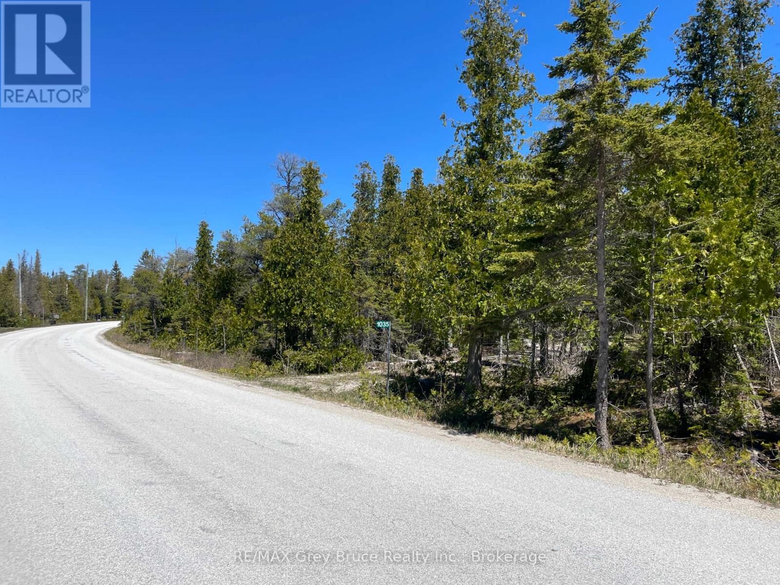 Property Photo:  1035 Dorcas Bay Road  ON N0H 2R0 