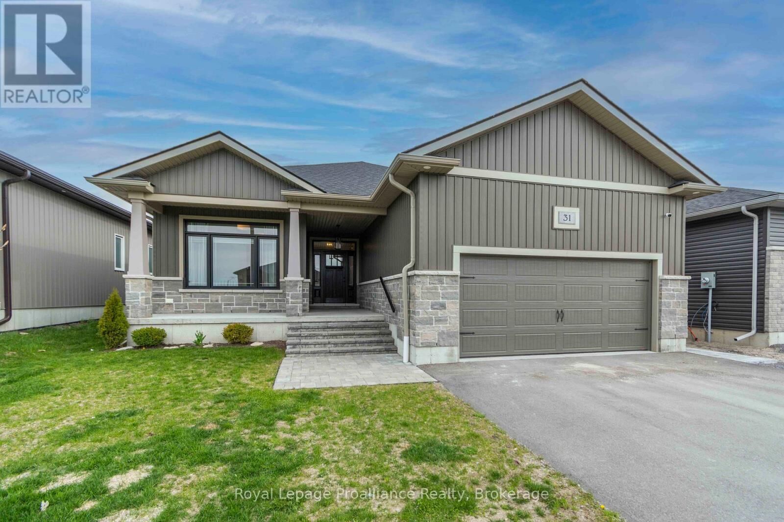 Property Photo:  31 Schmidt Way  ON K8V 0L5 