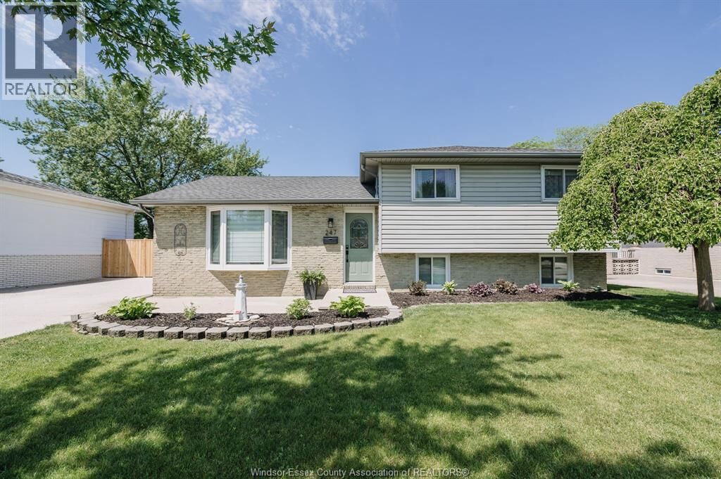Property Photo:  247 Pacific Avenue  ON N9V 3E5 