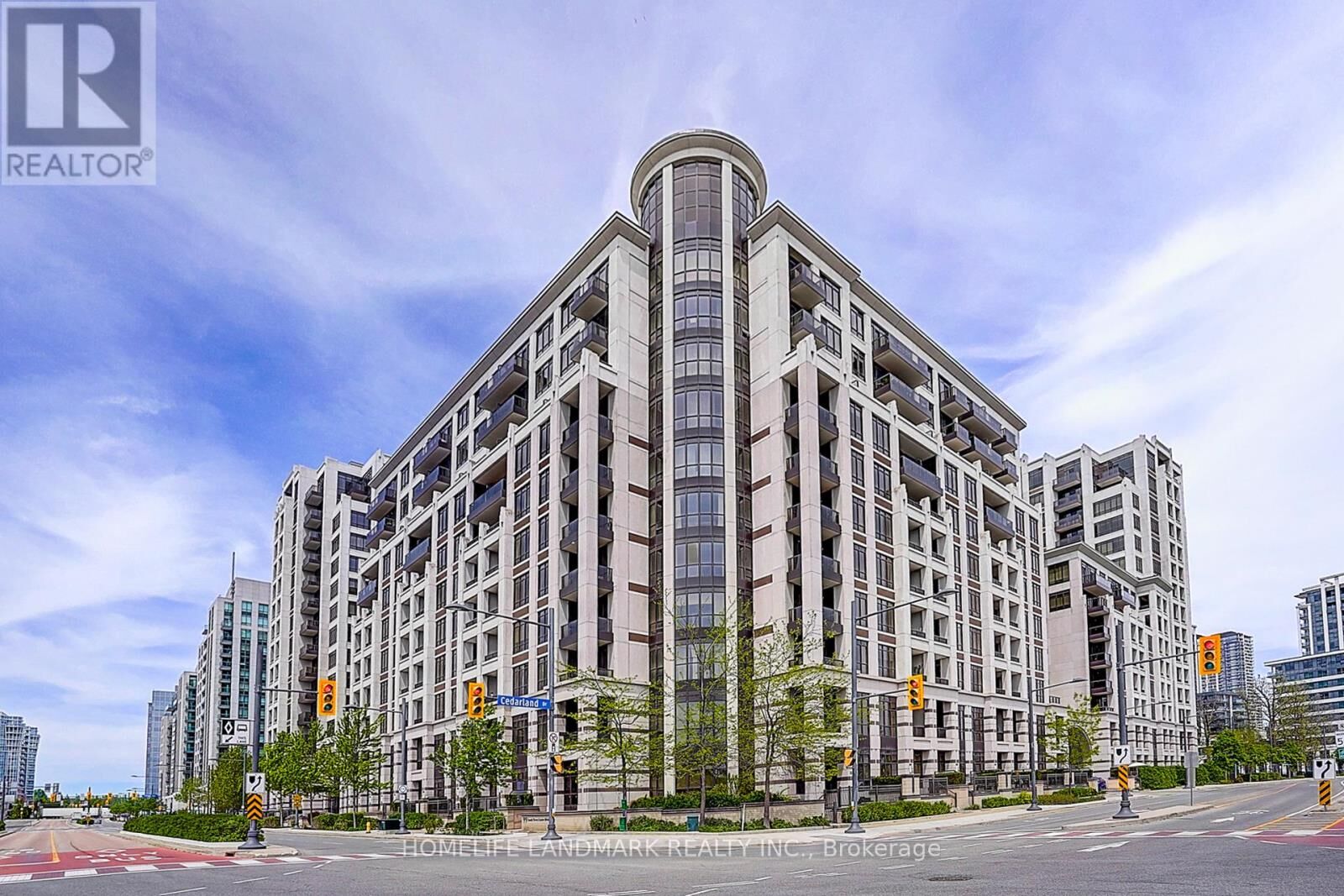 Property Photo: 99 South Town Centre Boulevard 29 ON L6G 0C5