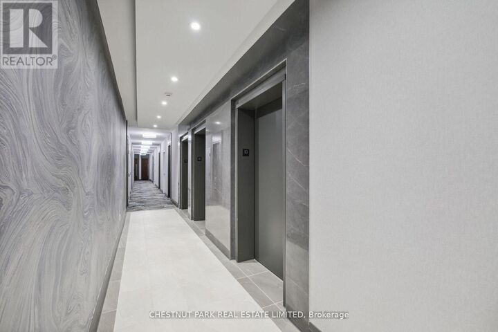 Property Photo:  85 Bloor Street East 1014  ON M4W 3Y1 