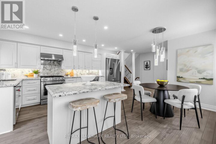 Property Photo:  225 Lucas Street  ON L4C 4P9 