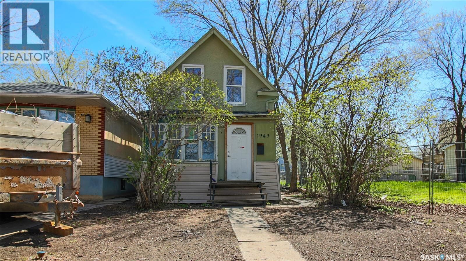 Property Photo: 1943 Montreal Street SK S4P 1L4