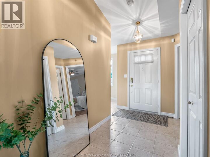 Property Photo:  1592 Blue Heron Drive  ON N8P 1L6 