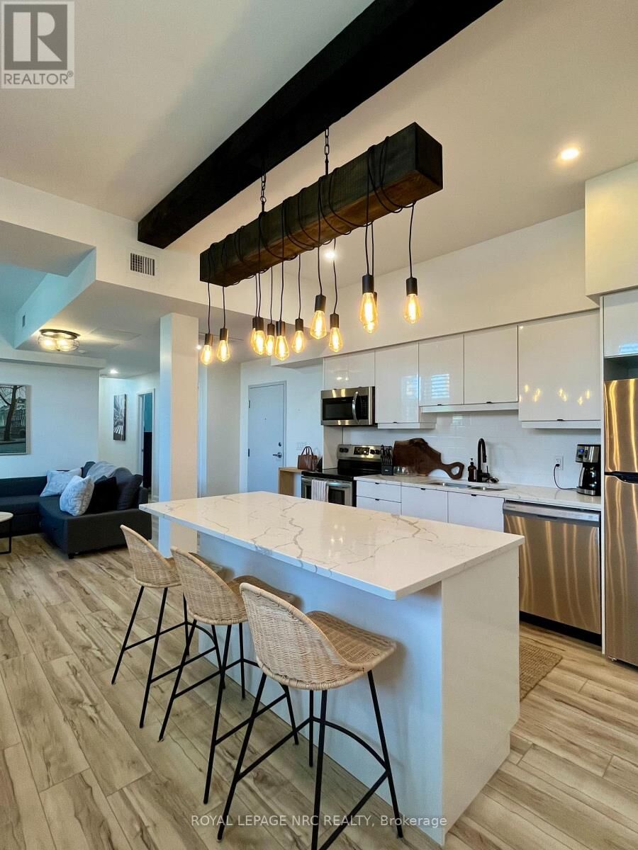 Property Photo: 405 Merritt Street 7 ON L2P 1P5