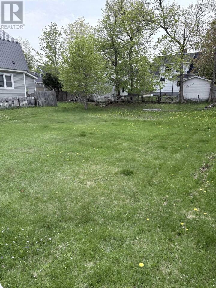 Property Photo:  66 Centre Street  NS B2N 2K2 