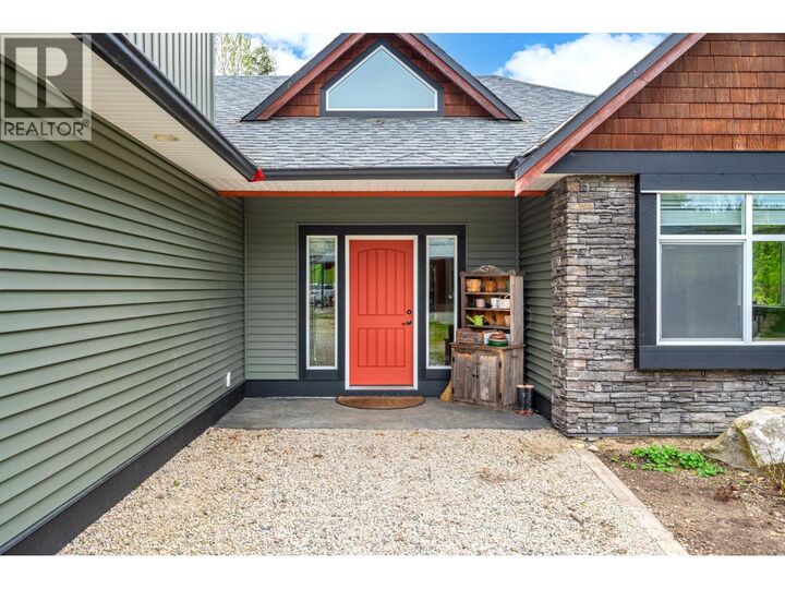 Property Photo: 787 Crescent Bay Road BC V0G 1R1