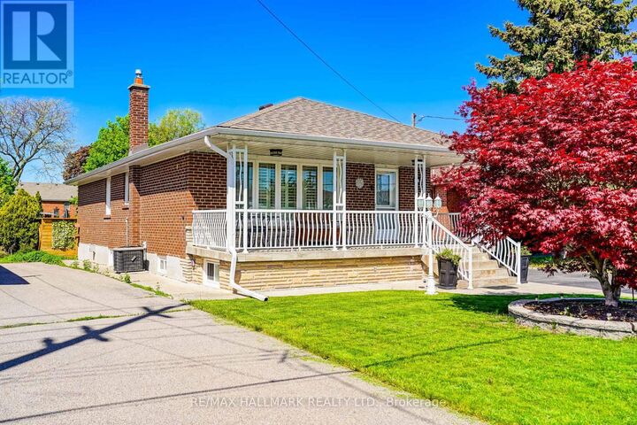 Property Photo:  20 Elinor Avenue  ON M1R 3H2 