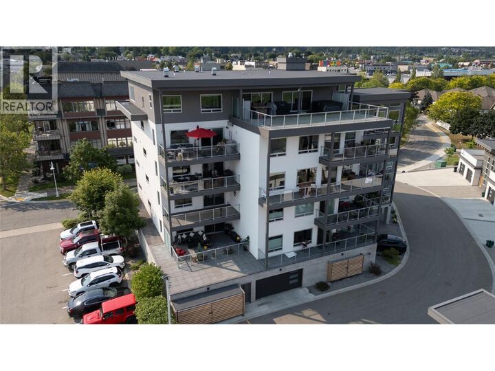 Property Photo: 131 Harbourfront Drive Northeast 503 BC V1E 0G4