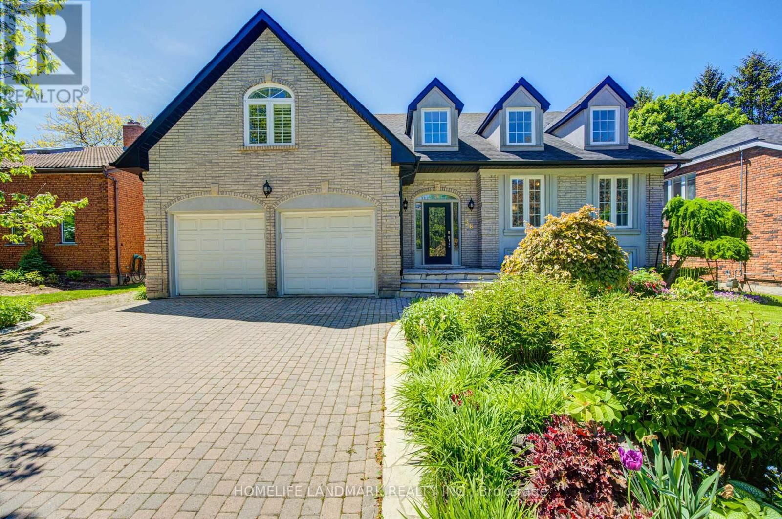 Property Photo:  38 Balfour Drive  ON L9C 7A6 