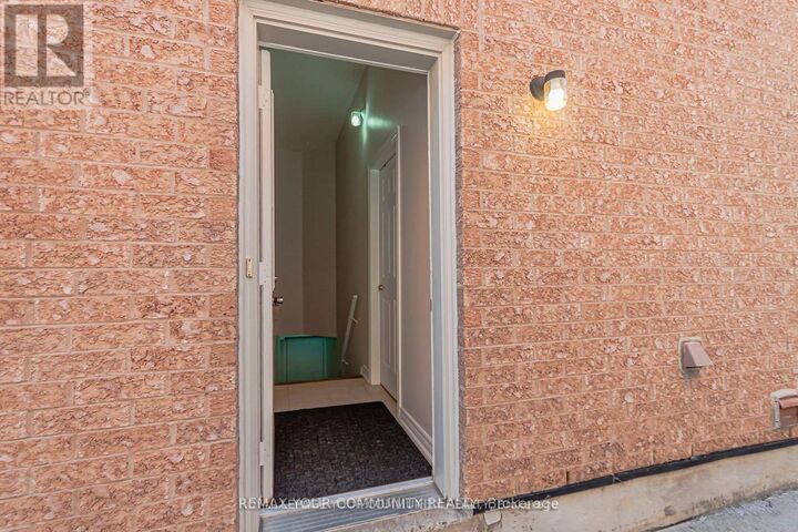 Property Photo:  6 Round Hill Court South Basement  ON L6B 0E1 