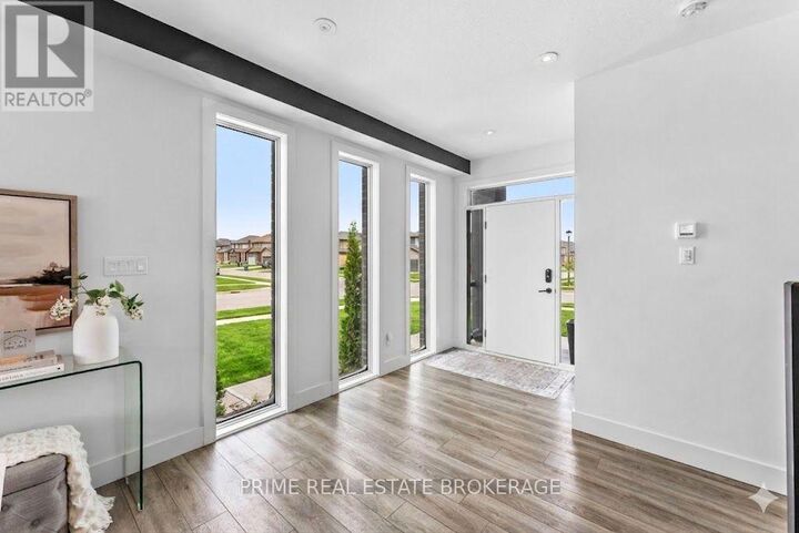 Property Photo: 1577 Applerock Avenue ON N6G 0X5