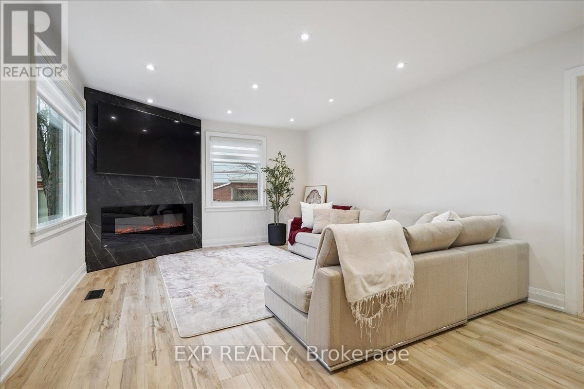 Property Photo:  10 Harold Street  ON L6Y 1C7 