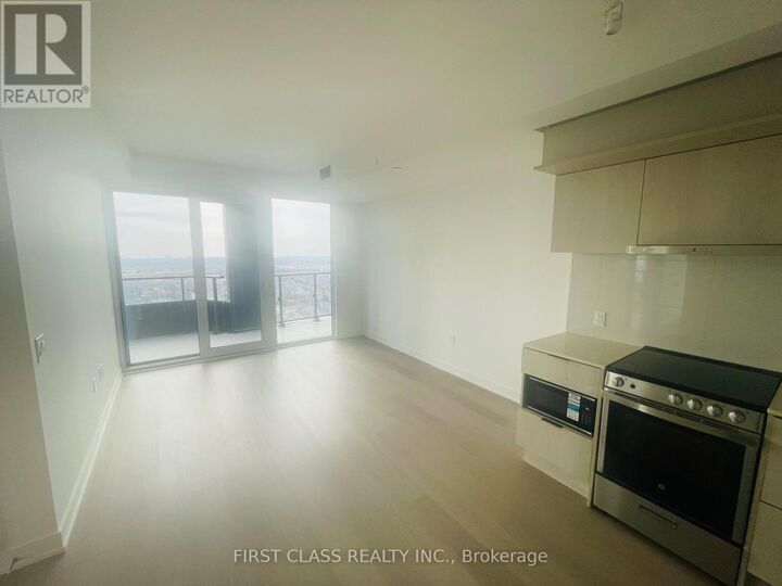 Property Photo:  448 Burnhamthorpe Road West 2608  ON L5B 0M3 