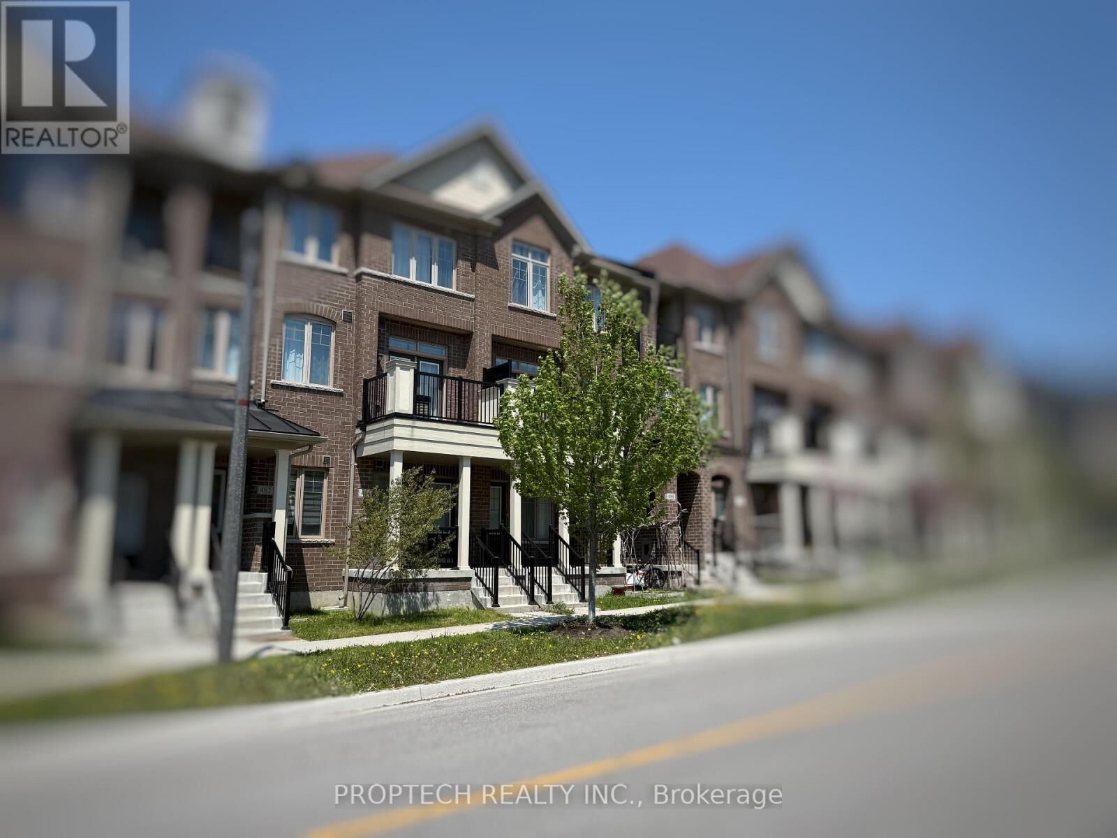 Property Photo: 484 Arthur Bonner Avenue 58 ON L6B 1N1