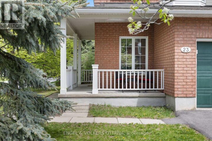 Property Photo: 23 Cambray Lane ON K2K 3C3