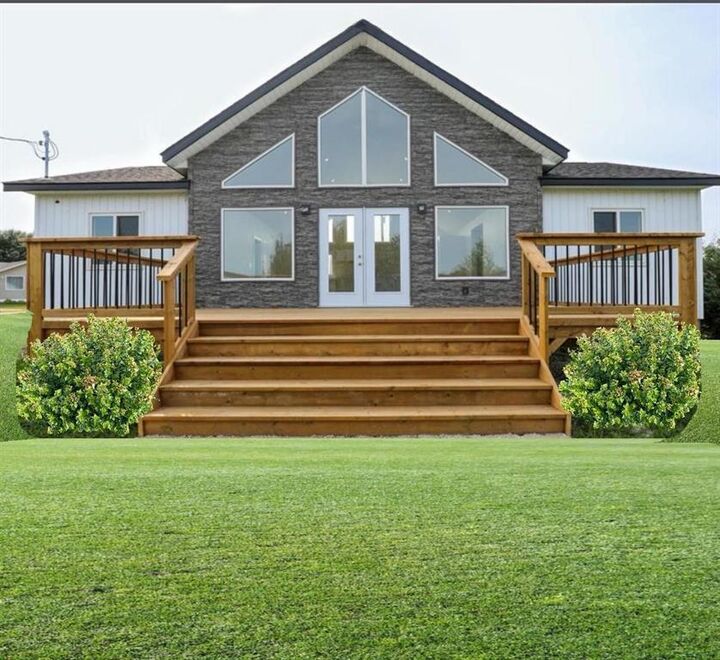 21 Pebble Beach Road — photo 1