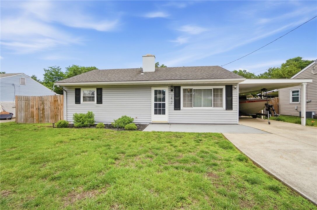 Property Photo:  1417 Pershing Avenue  OH 45044 