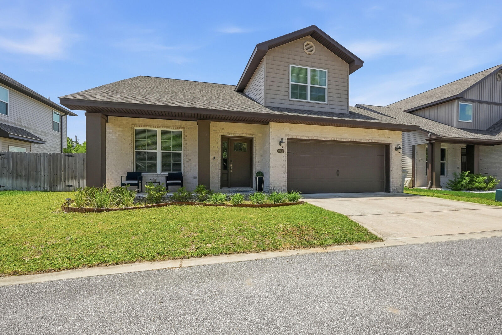 Property Photo:  2331 Hadleigh Hills Court  FL 32566 