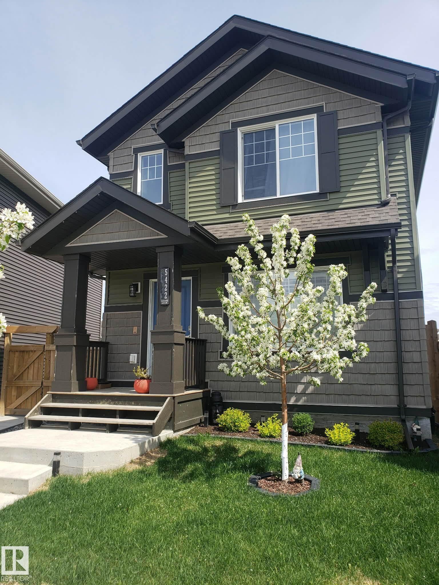 Property Photo: 5422 Crabapple Loop SW AB T6X 1S5