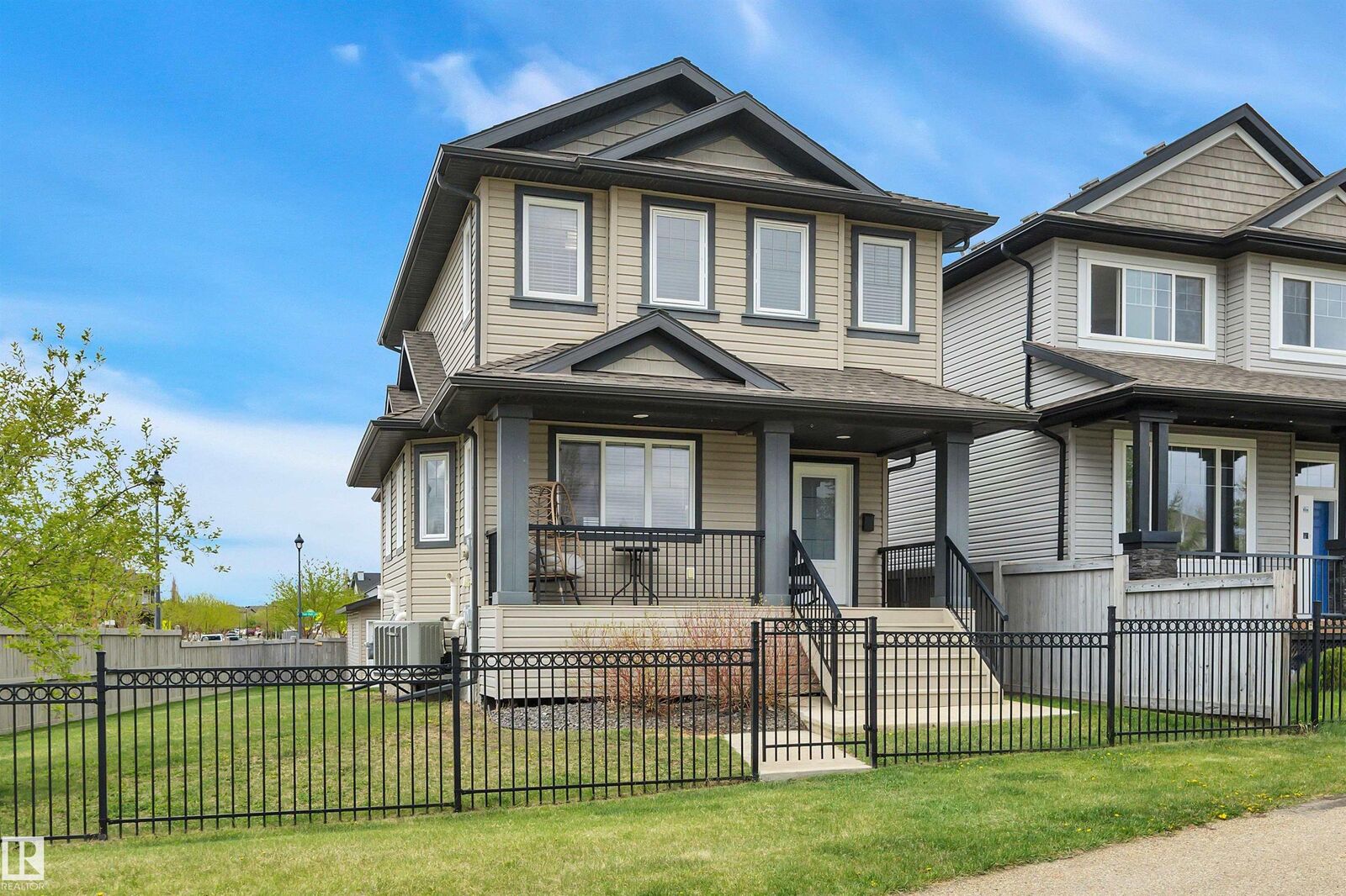 Property Photo: 36 Spruce Boulevard AB T9E 0W4