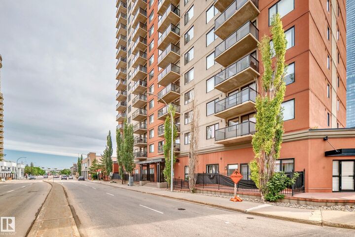 Property Photo:  10303 105 Street NW 304  AB T5J 5G3 