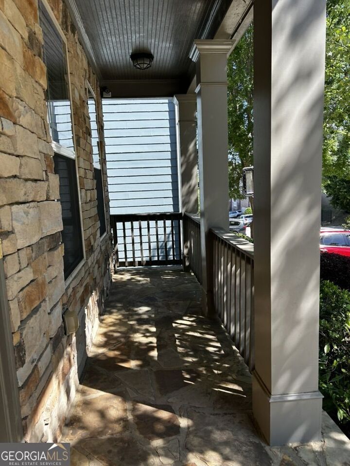 Property Photo: 2074 Garrison Way NW GA 30318