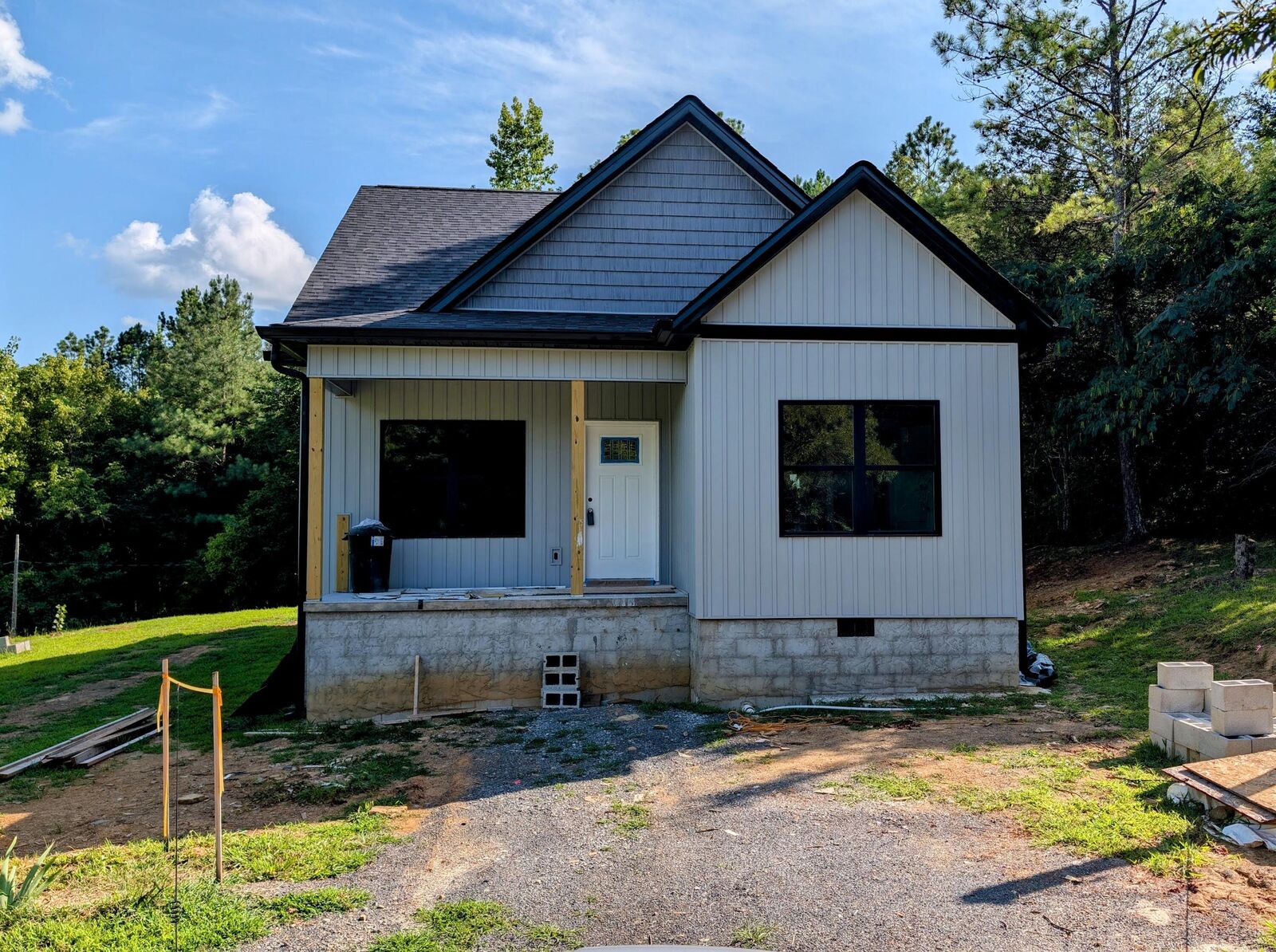 Property Photo: 1425 Horns Creek Road TN 37362