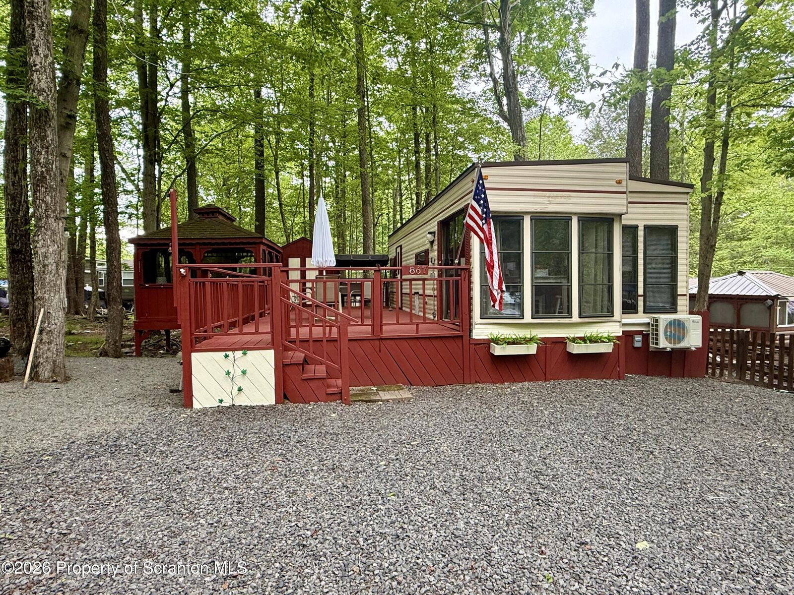 Property Photo:  867 Whitetail Way  PA 18424 