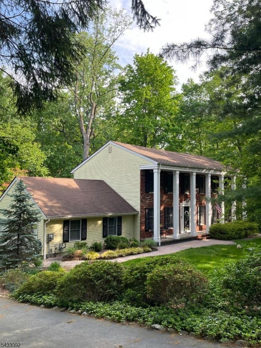 Property Photo:  71 Cheshire Ln  NJ 07456 